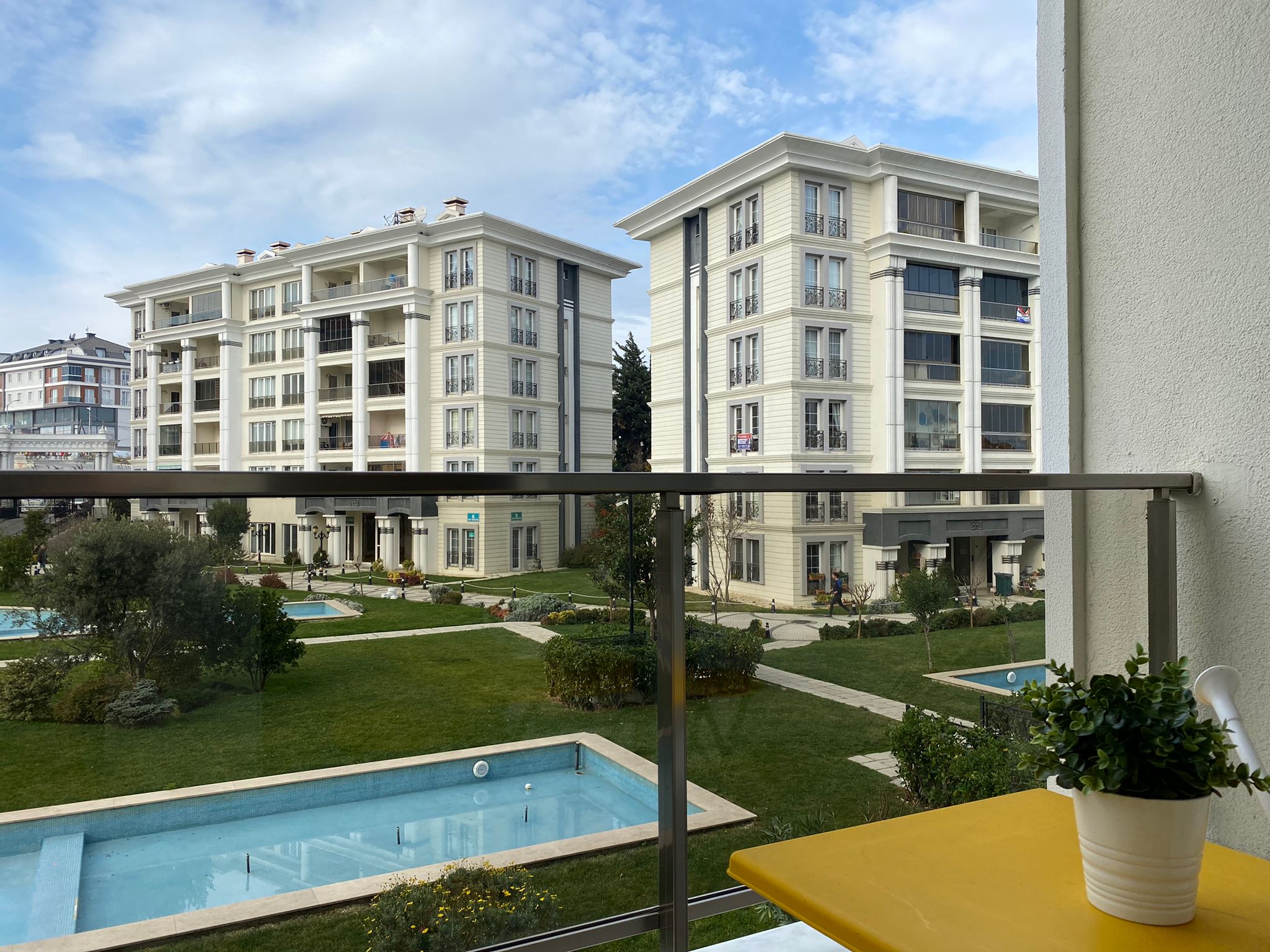 Resale in Beylikduzu within a luxury compound